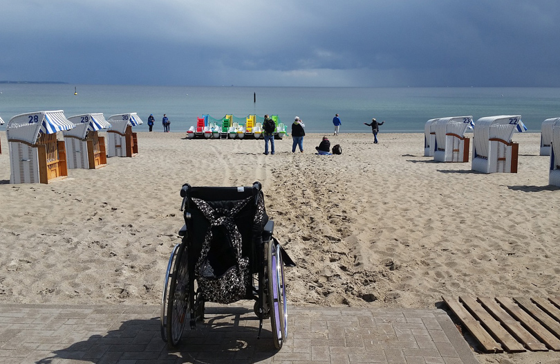 cadeira de rodas praia